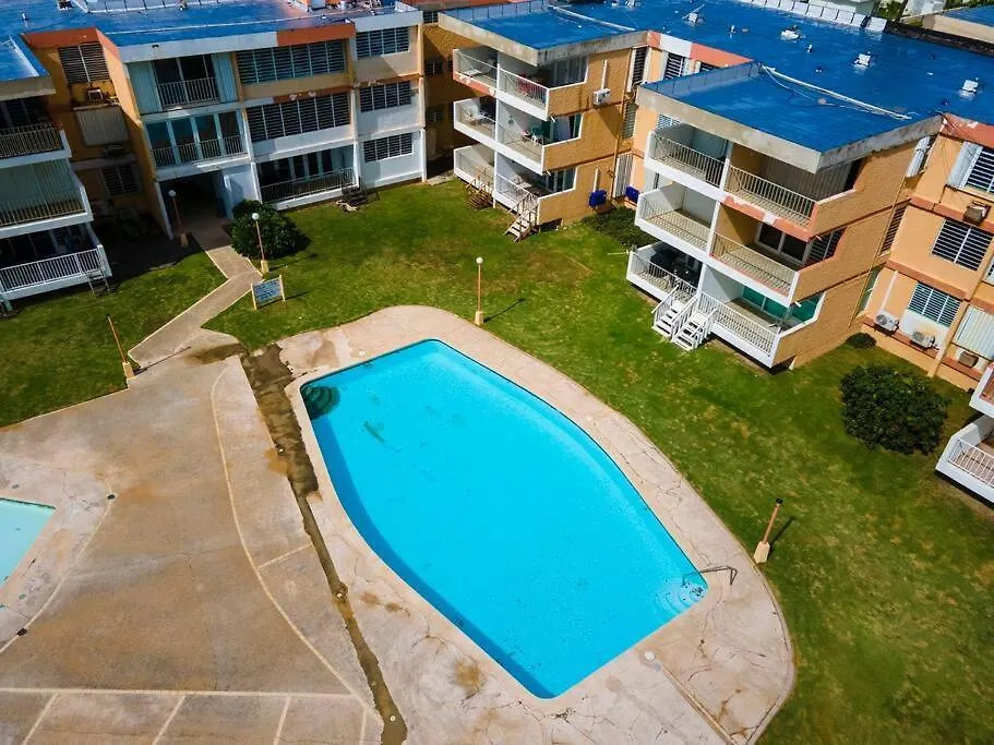 公寓 Steps To Beach, Ocean View, Pool 卢基约 波多黎各